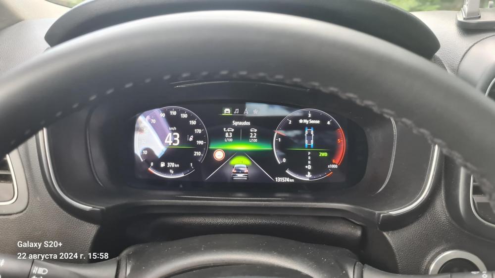 Renault2.jpg